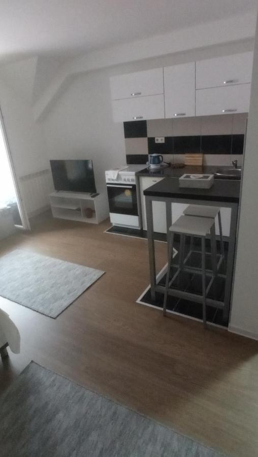 Ferienwohnung Sleep And Drive 2 SJJ Exterior foto