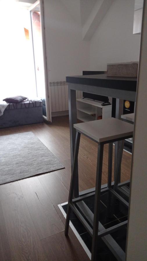 Ferienwohnung Sleep And Drive 2 SJJ Exterior foto